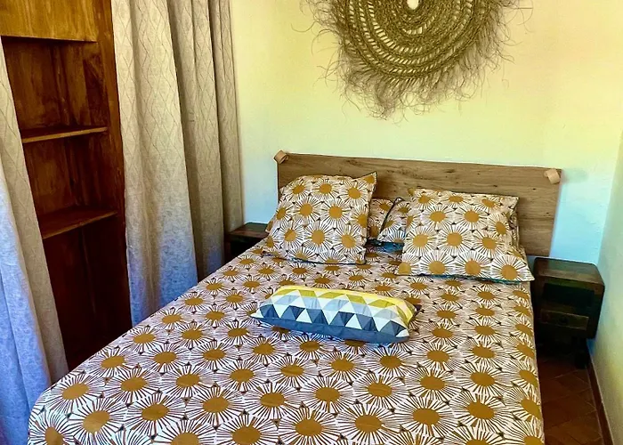 Apartment Front De - Climatise Classe 2 Etoiles Avec Jardin *